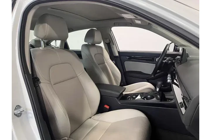 $26905 : Honda Civic 2024 Touring 4dr image 10