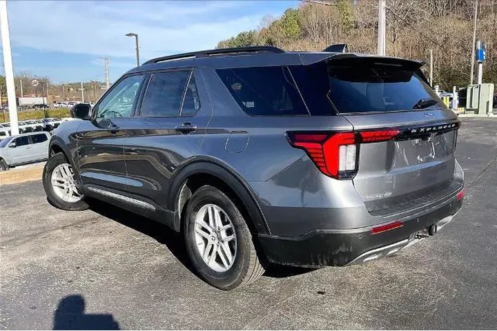 $34991 : Ford Explorer 2025 Active 4d image 3