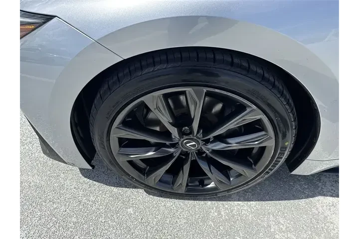 $38988 : Lexus IS 300 2024 F SPORT De image 10
