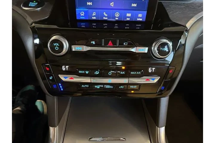 $28541 : Ford Explorer 2021 AWD Plati image 6