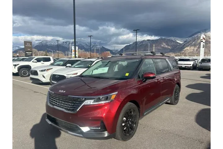 $38800 : Kia Carnival 2024 SX 4dr Min image 1