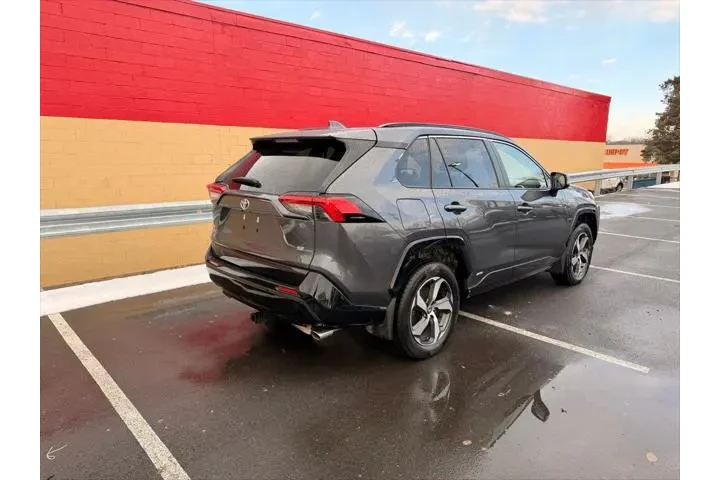 $33900 : Toyota RAV4 Prime 2023 AWD S image 4