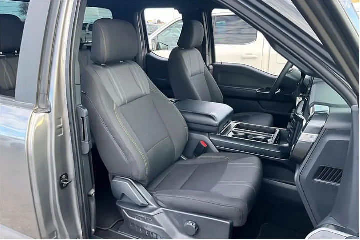 $37825 : Ford F-150 2024 4x2 STX 4dr image 8