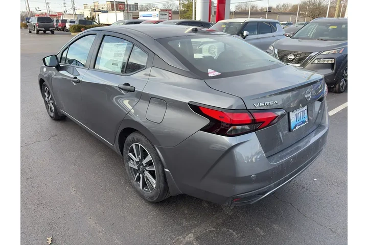 $21995 : Nissan Versa 2025 S 4dr Seda image 4