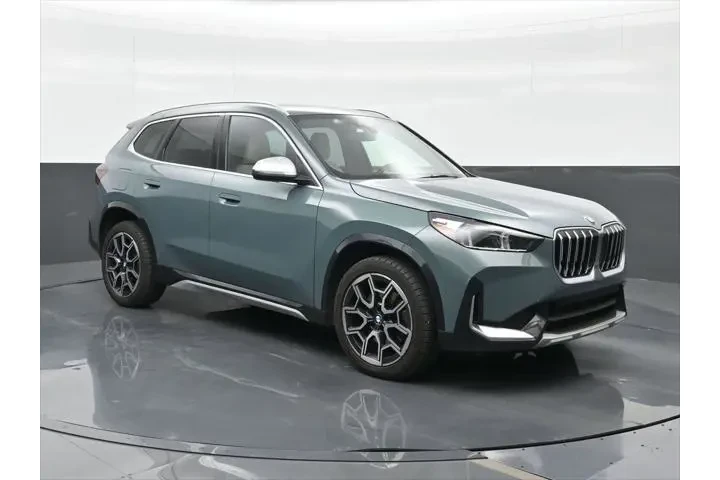 $34891 : BMW X1 2023 AWD xDrive28i 4d image 4