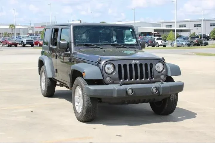 $15995 : Jeep Wrangler Unlimited 2017 image 5