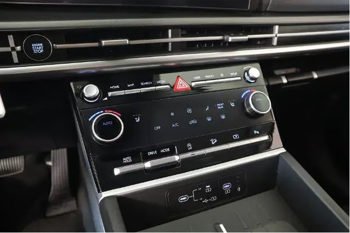 $35861 : Hyundai SANTA FE 2026 SEL 4d image 7