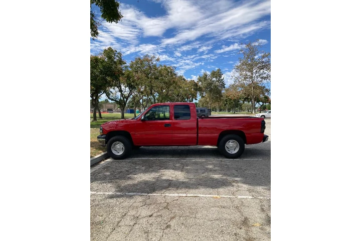 $11500 : Chevy Silverado Truck image 4