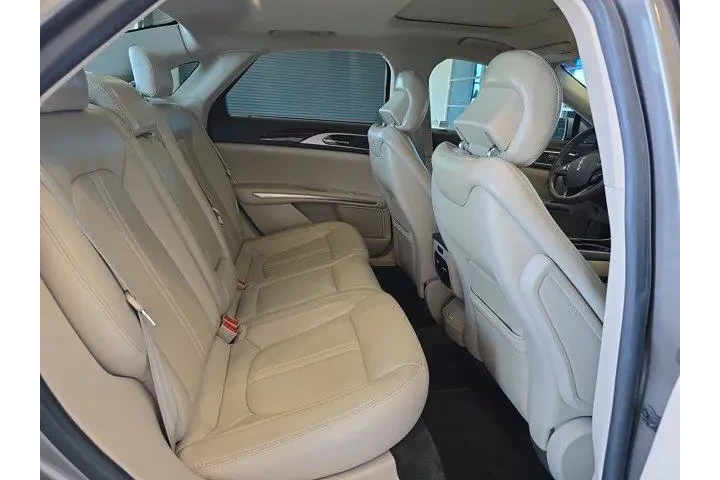 $10599 : Lincoln MKZ 2016 V6 4dr Seda image 7