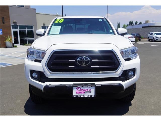 $32984 : 2020 Tacoma 4WD SR5 Pickup 4D image 3