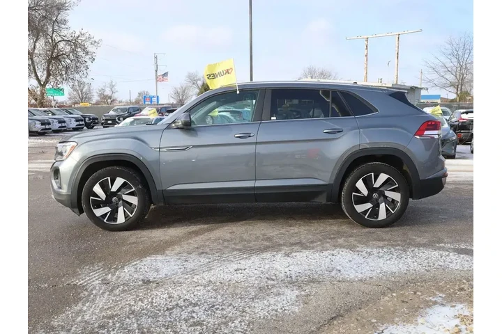 $30677 : Volkswagen Atlas Cross Sport image 5