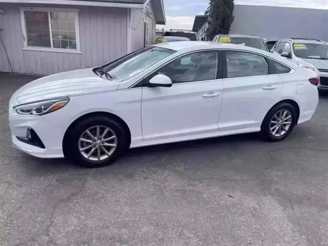 $16888 : 2019 HYUNDAI SONATA image 3