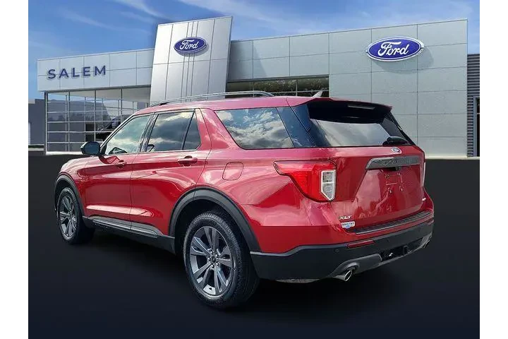 $32990 : Ford Explorer 2023 AWD XLT 4 image 4