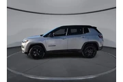 $24756 : Jeep Compass 2022 4x4 Latitu thumbnail