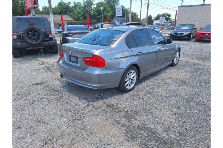 $6000 : 2010 BMW 3-Series 328I image 3