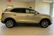 $16290 : Lincoln MKC 2017 Select 4dr thumbnail