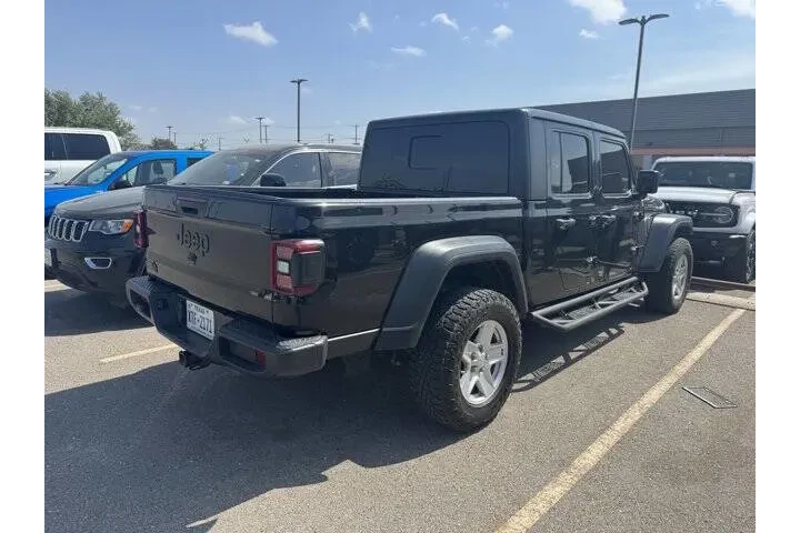 $24988 : 2020 Gladiator Sport S image 5