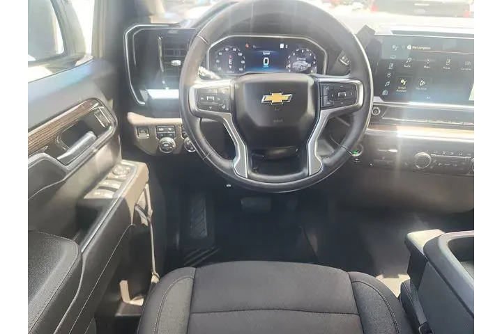 $39482 : Chevrolet Silverado 1500 202 image 9