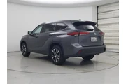 $30998 : Toyota Highlander 2022 XLE 4 thumbnail