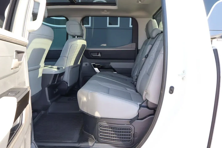$55888 : 2024 Tundra 4WD Limited Hybrid image 9