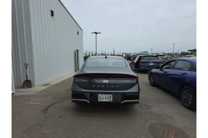 $23900 : Hyundai SONATA 2025 SEL 4dr image 5