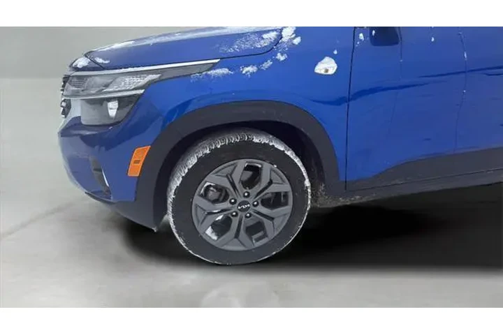 $19777 : Kia Seltos 2024 AWD LX 4dr S image 9