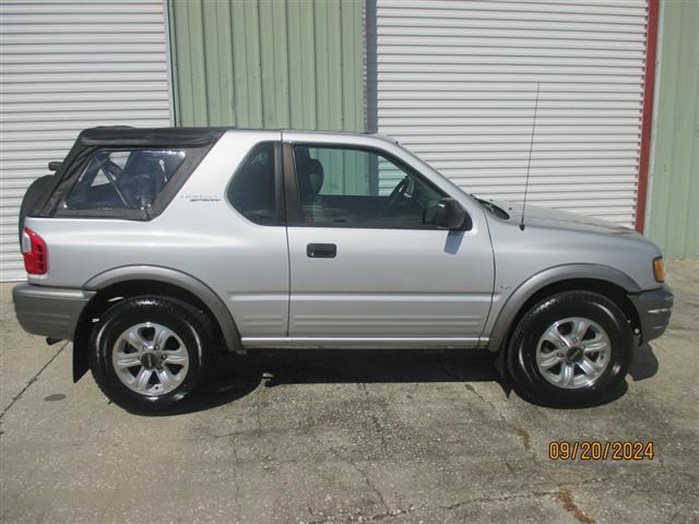 $6995 : 2001 Rodeo Sport image 6