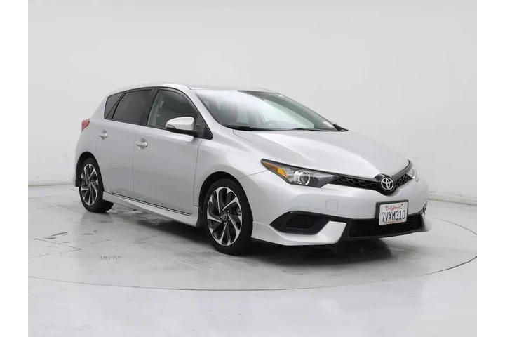 $15998 : Toyota Corolla iM 2017 4dr H image 1