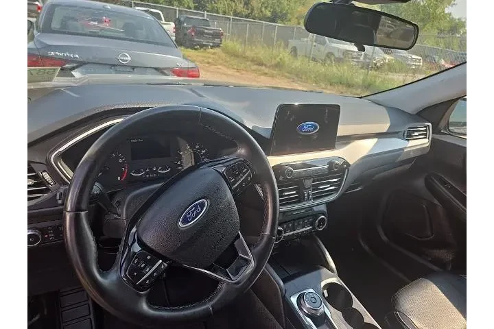 $16391 : Ford Escape 2022 AWD SEL 4dr image 6