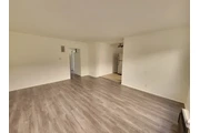 $1965 : 2 bedroom apartment in LA thumbnail