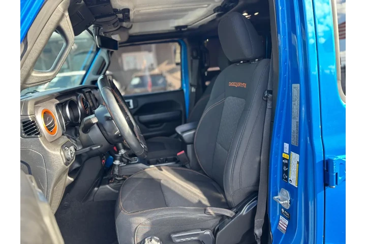 2023 Gladiator Mojave 4x4 image 7