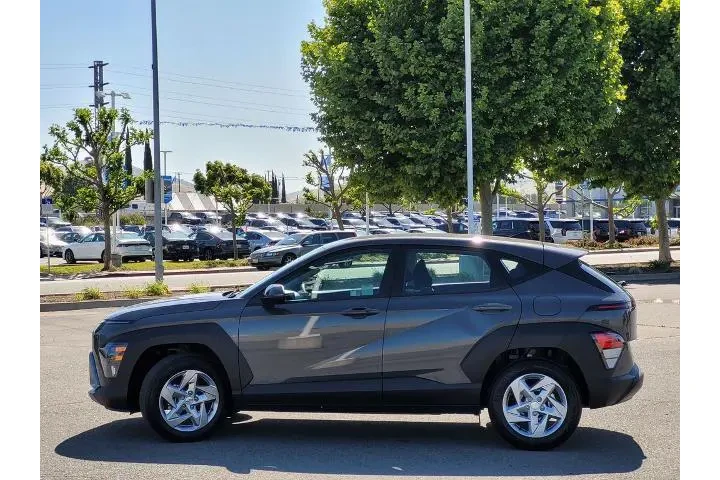 $26900 : Hyundai KONA 2025 SE 4dr Cro image 7