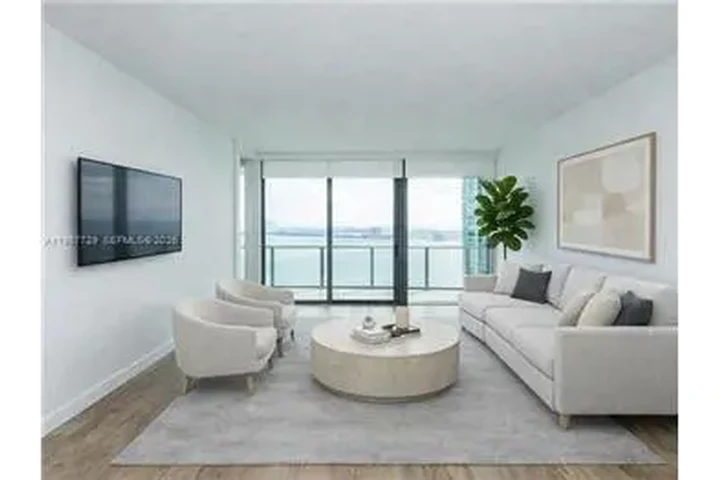 $6000 : Rental property with 2 bedro image 5