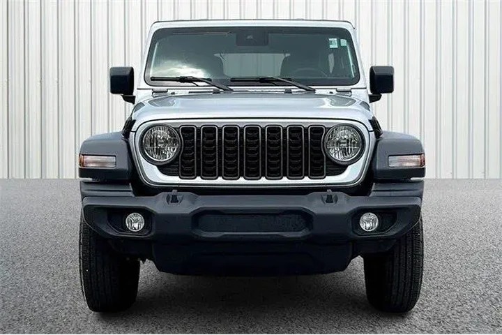 $35558 : Jeep Wrangler 2024 4x4 Sport image 3