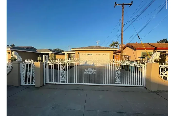 $1500 : Ready to move in 3 bedrooms 2 image 2