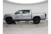 $28998 : Toyota Tacoma 2018 4x4 SR5 V thumbnail