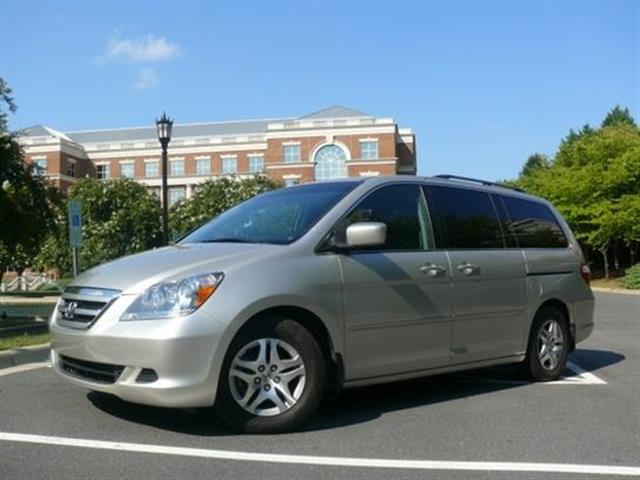$3500 : 2007 Honda Odyssey EX image 1