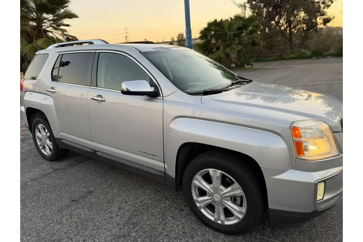 $6500 : 2016 GMC Terrain image 4