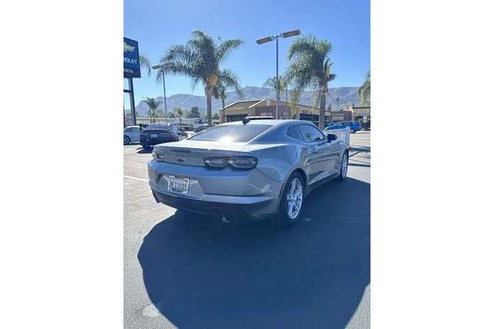 $29852 : Chevrolet Camaro 2024 LT 2dr image 3