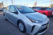 2019 Prius L Eco en Modesto