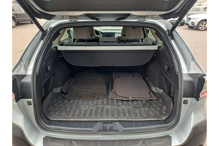 $15600 : 2020 SUBARU OUTBACK PREMIUM W image 1