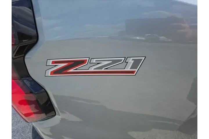 $38990 : Chevrolet Colorado 2023 4x4 image 10