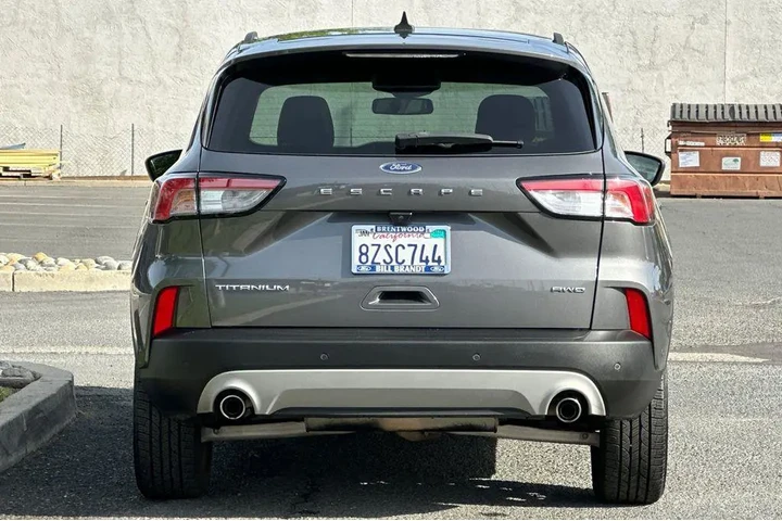$18250 : Ford Escape 2021 AWD Titaniu image 8