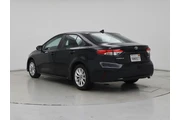 $21998 : Toyota Corolla 2022 LE 4dr S thumbnail