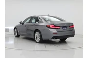 $32998 : BMW 5 Series 2023 530i 4dr S thumbnail