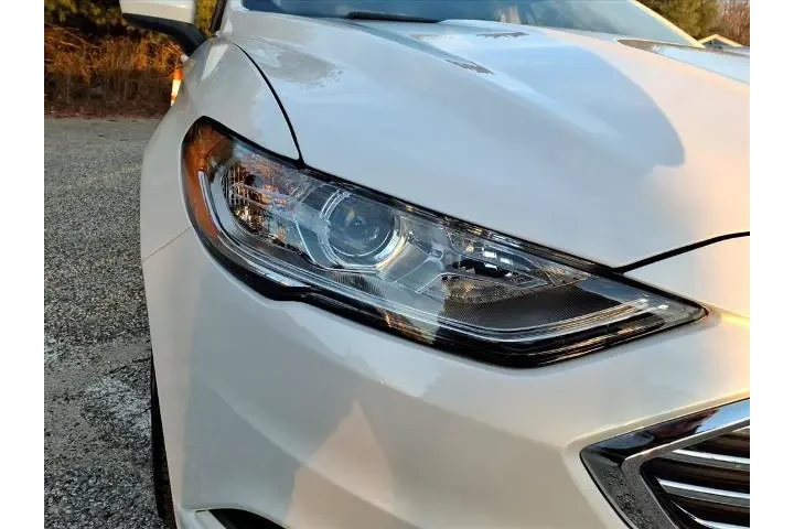 $12888 : Ford Fusion 2018 SE 4dr Seda image 9