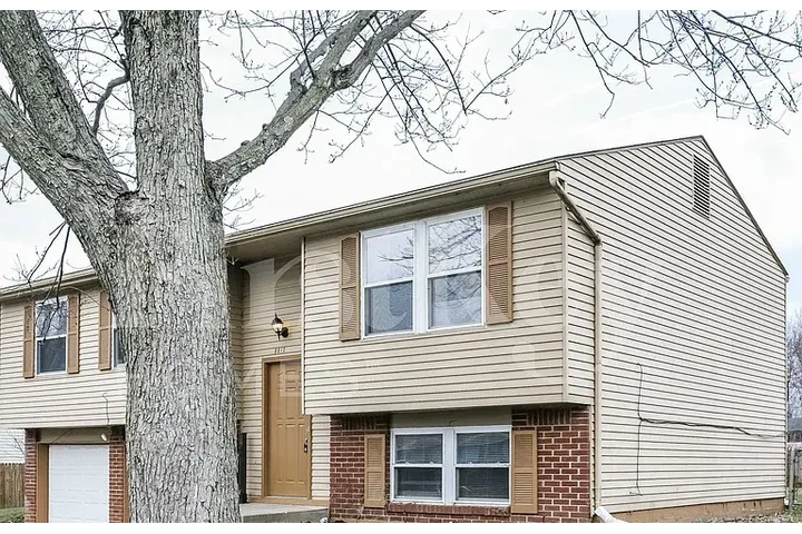 $1530 : HOUSE FOR RENT IN INDIANAPOLIS image 5