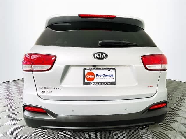 $16540 : PRE-OWNED 2018 KIA SORENTO LX image 8