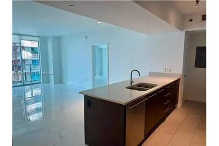 $4100 : Rental property with 2 bedro image 2