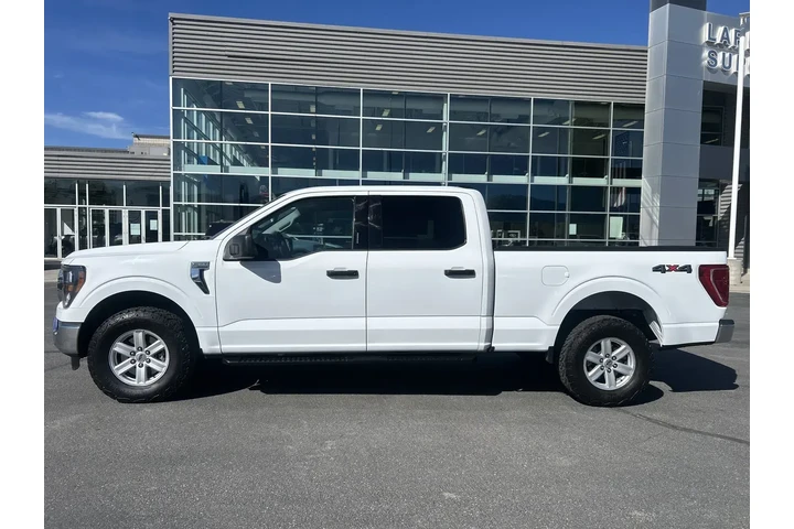 $39504 : Ford F-150 2023 4x4 XLT 4dr image 2